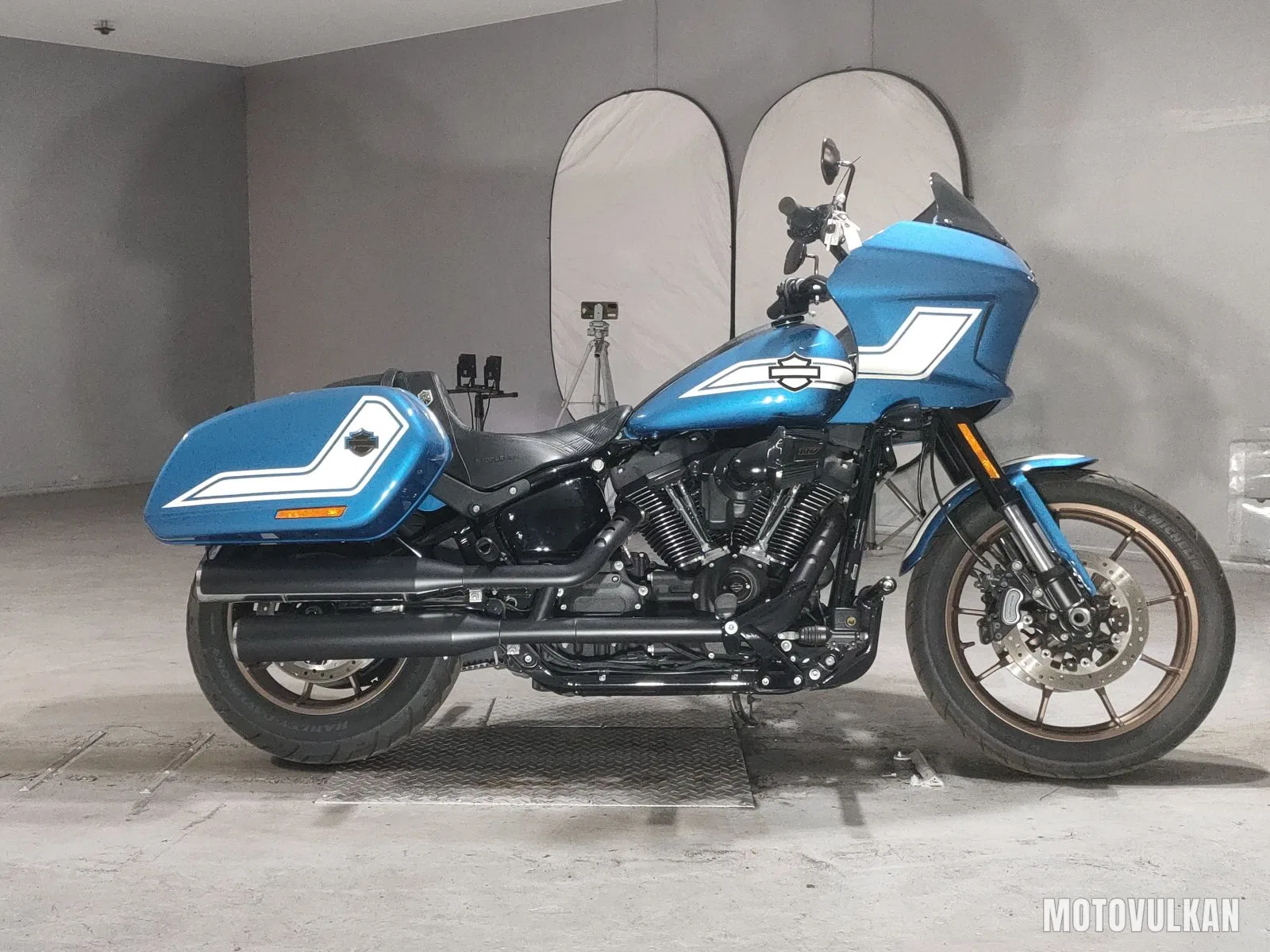 Harley-Davidson Harley-Davidson FXLRST1920