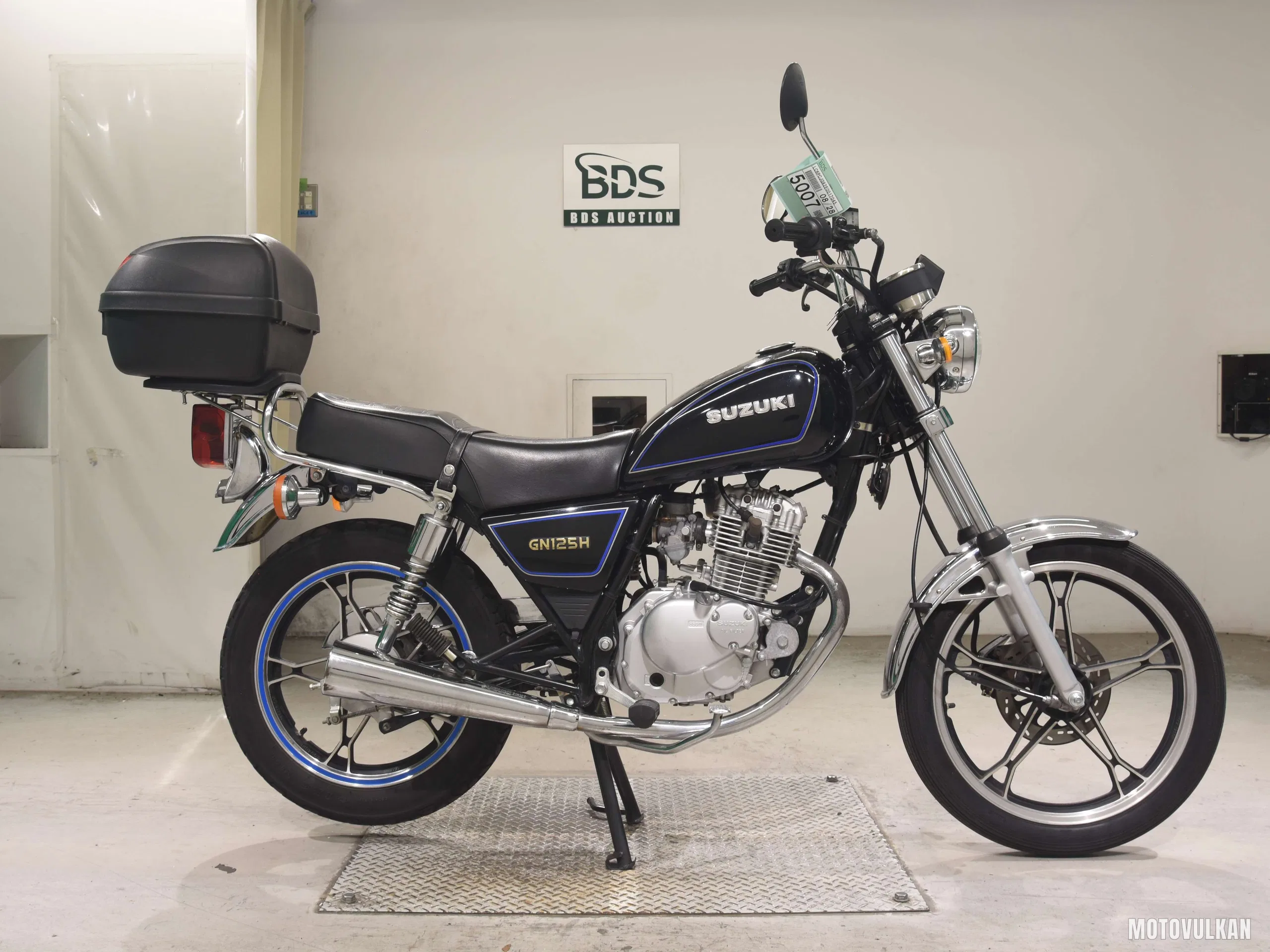 Suzuki GN125H