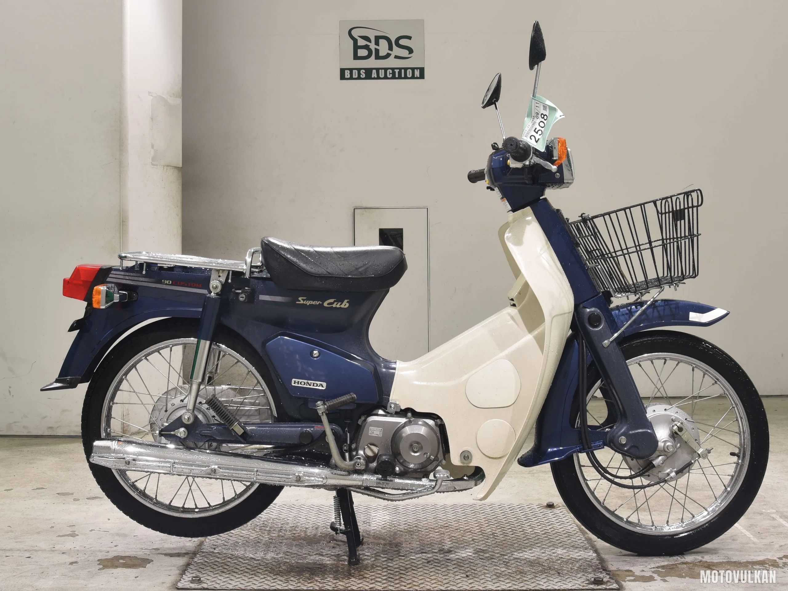 Honda C90-E