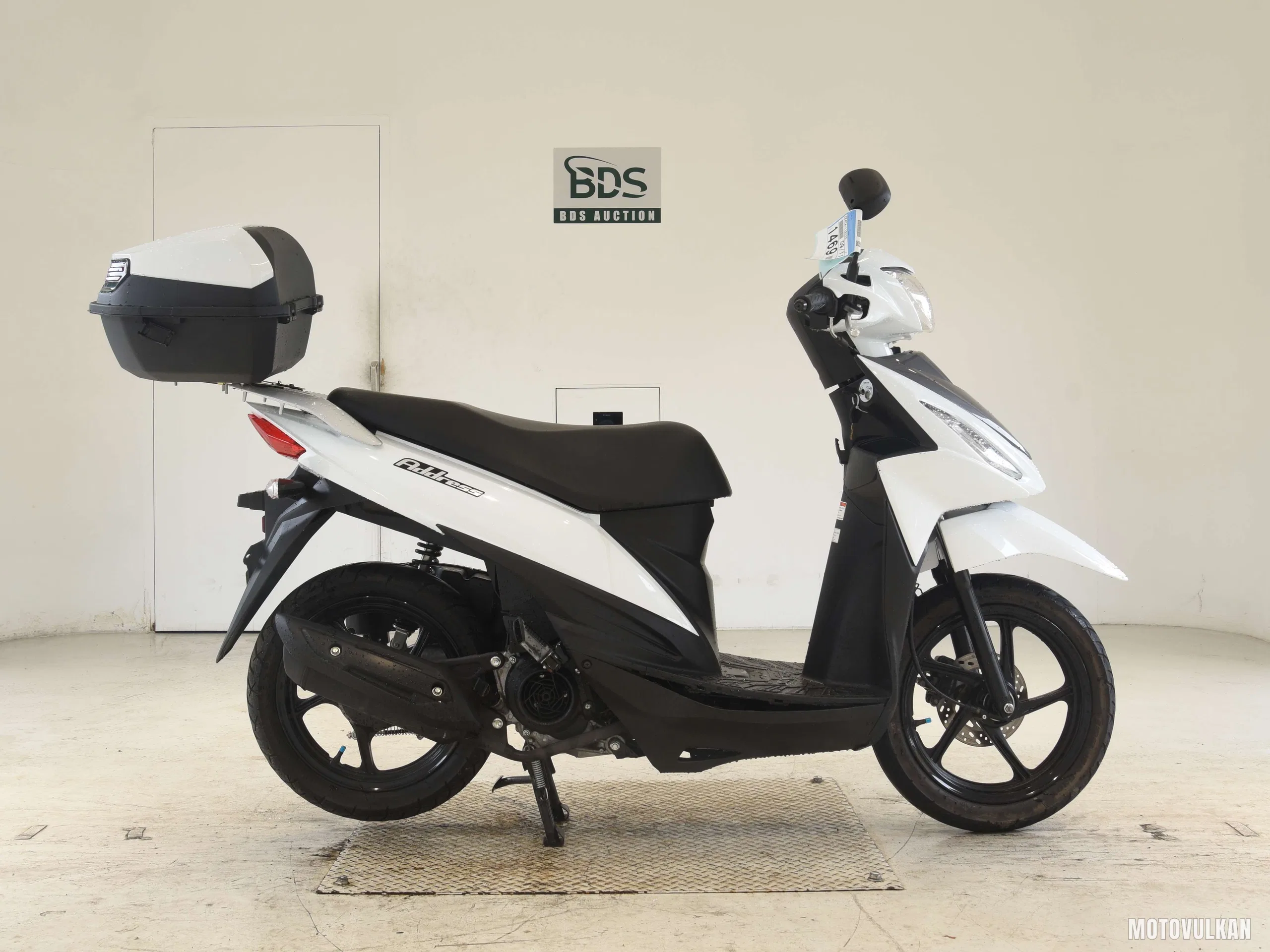 Suzuki ADDRESS110-2