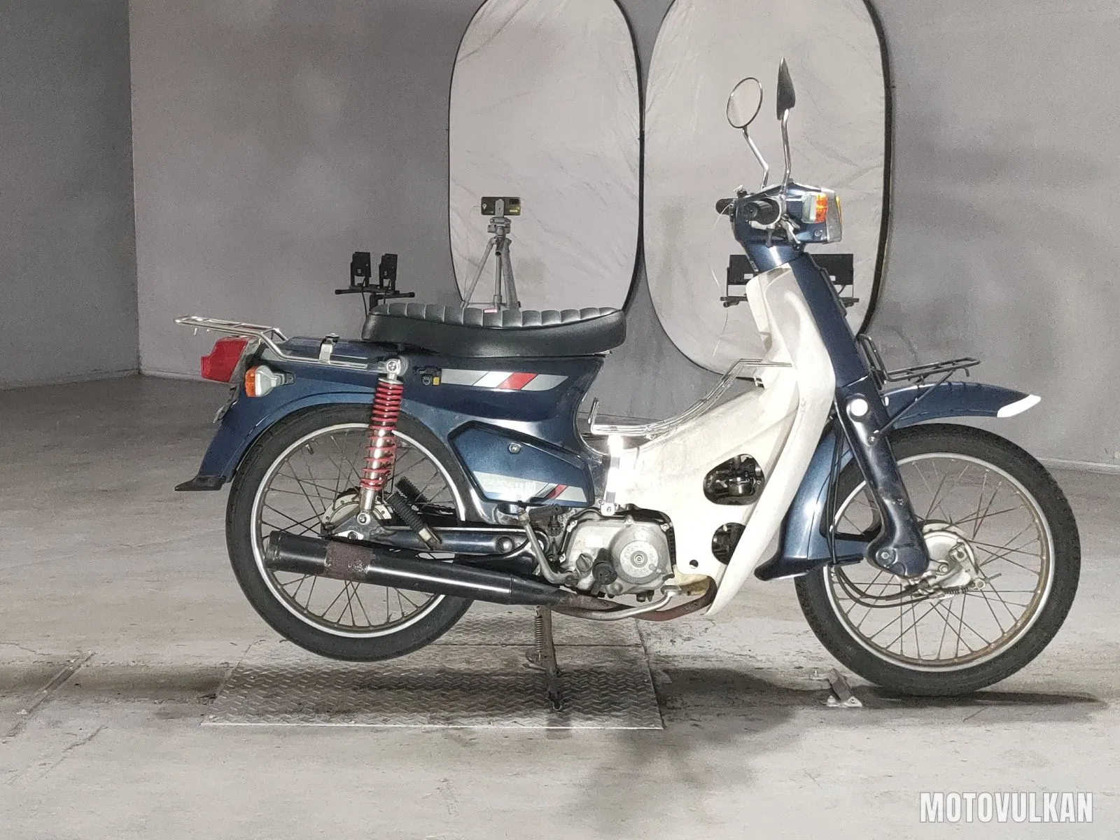 Honda Super Cub 90 Custom