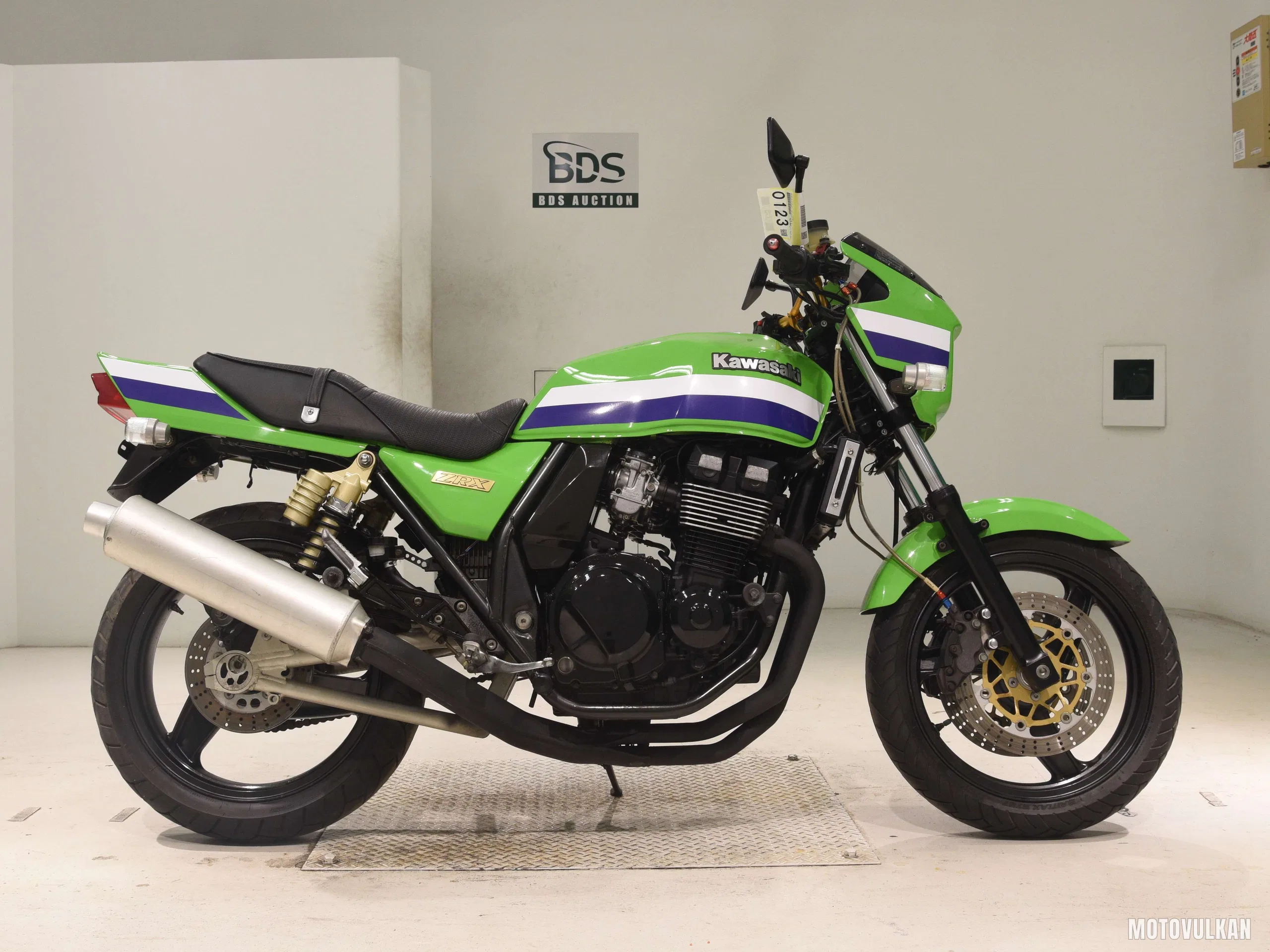 Kawasaki ZRX400