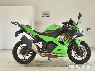Kawasaki NINJA400-2