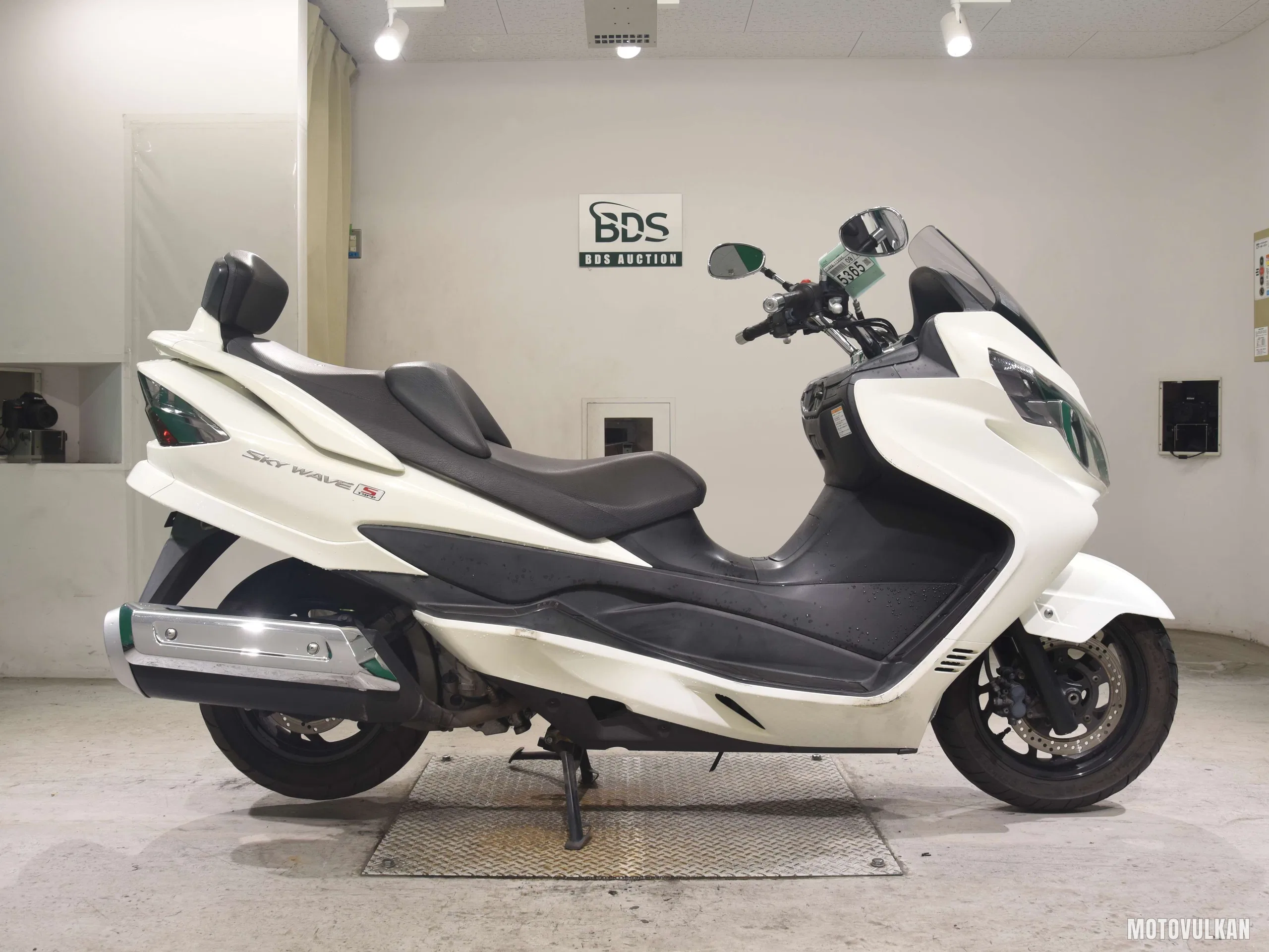 Suzuki SKYWAVE250S-3