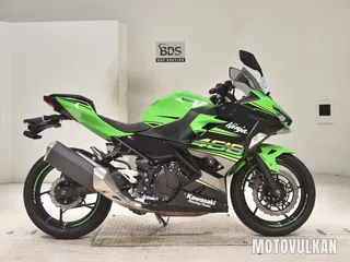 Kawasaki NINJA400-2