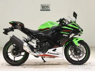 Kawasaki NINJA400-2
