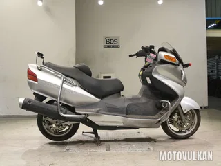 Suzuki SKYWAVE650