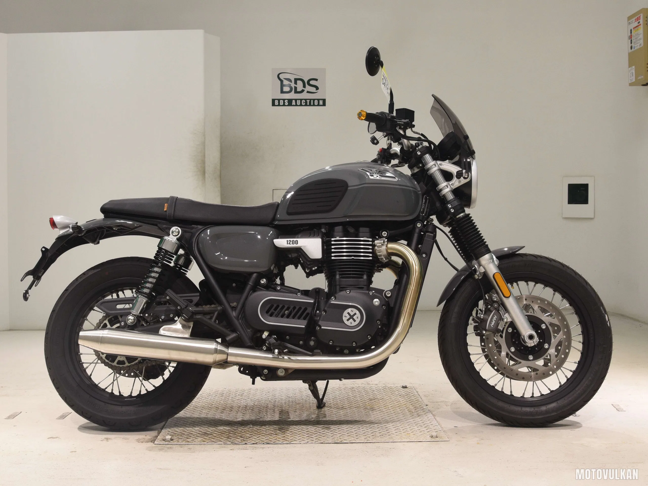  BRIXTONクロムウェル1200