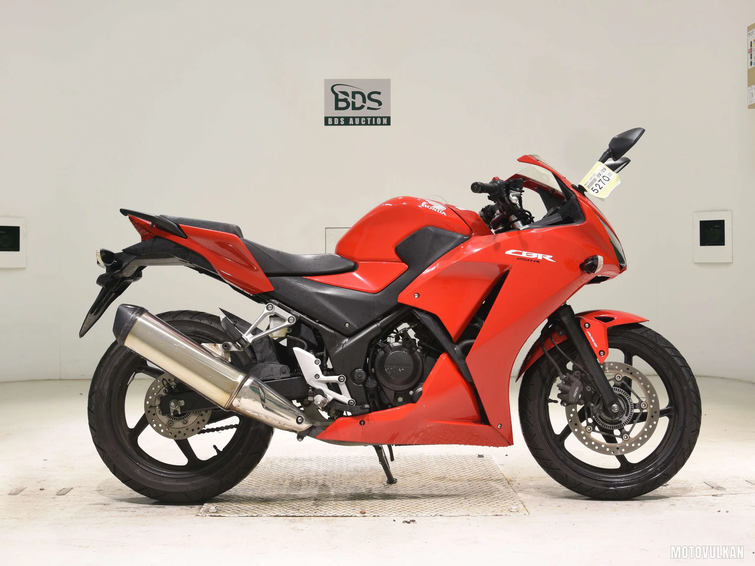 Honda CBR250R-3