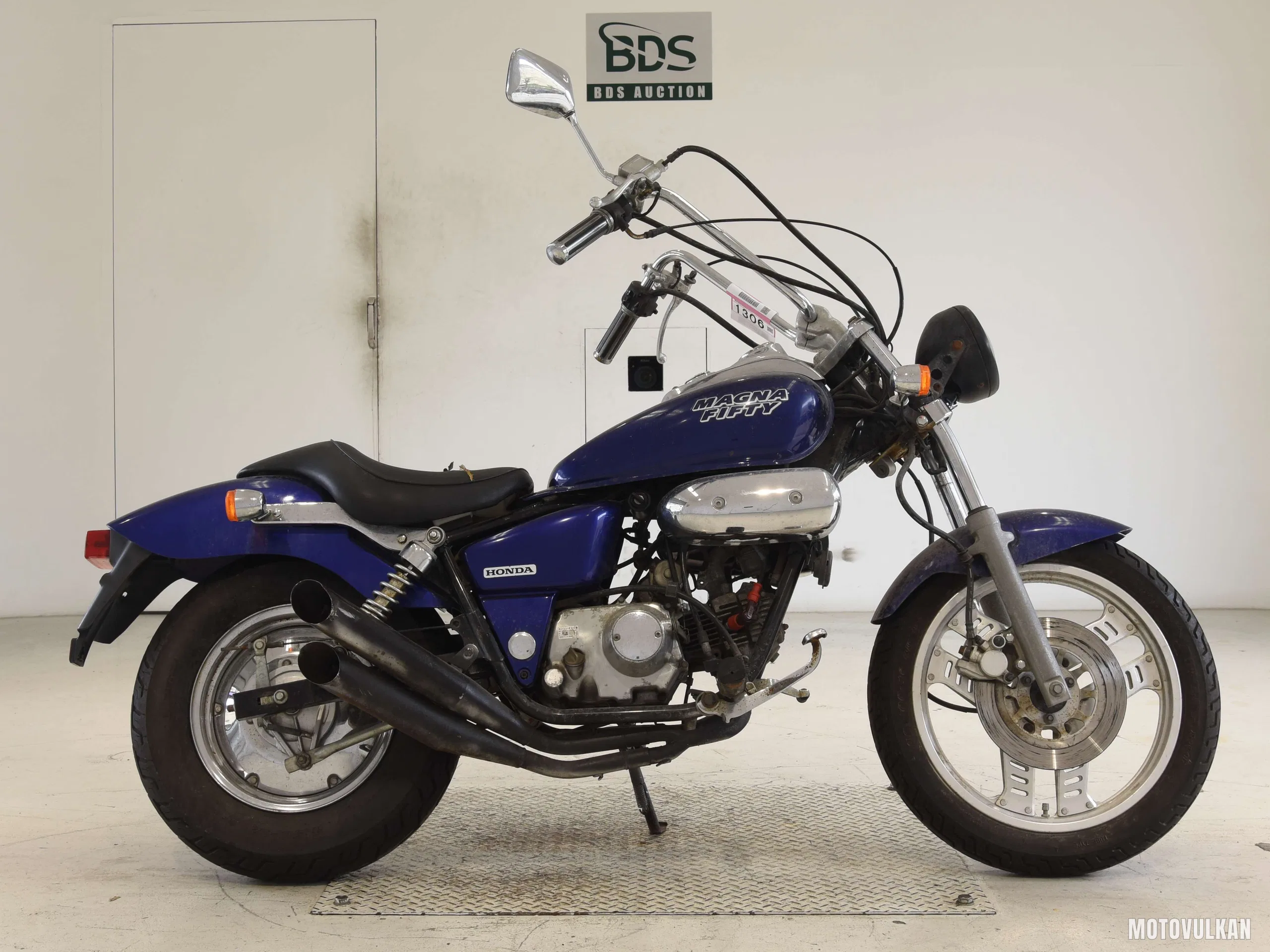 Honda MAGNA50
