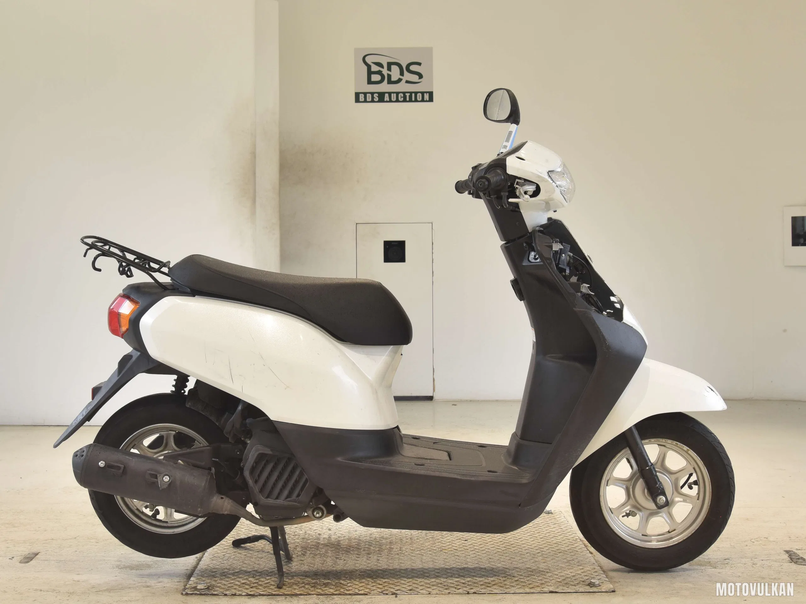 Honda TACT-4 Basic