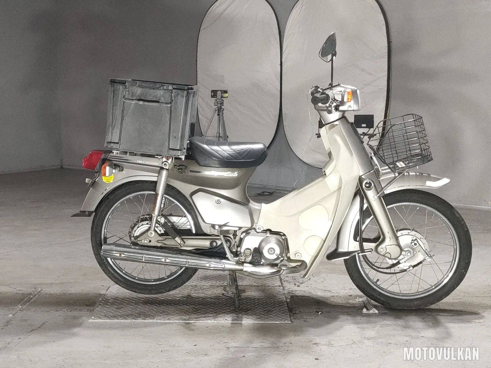 Honda Super Cub 90 Custom