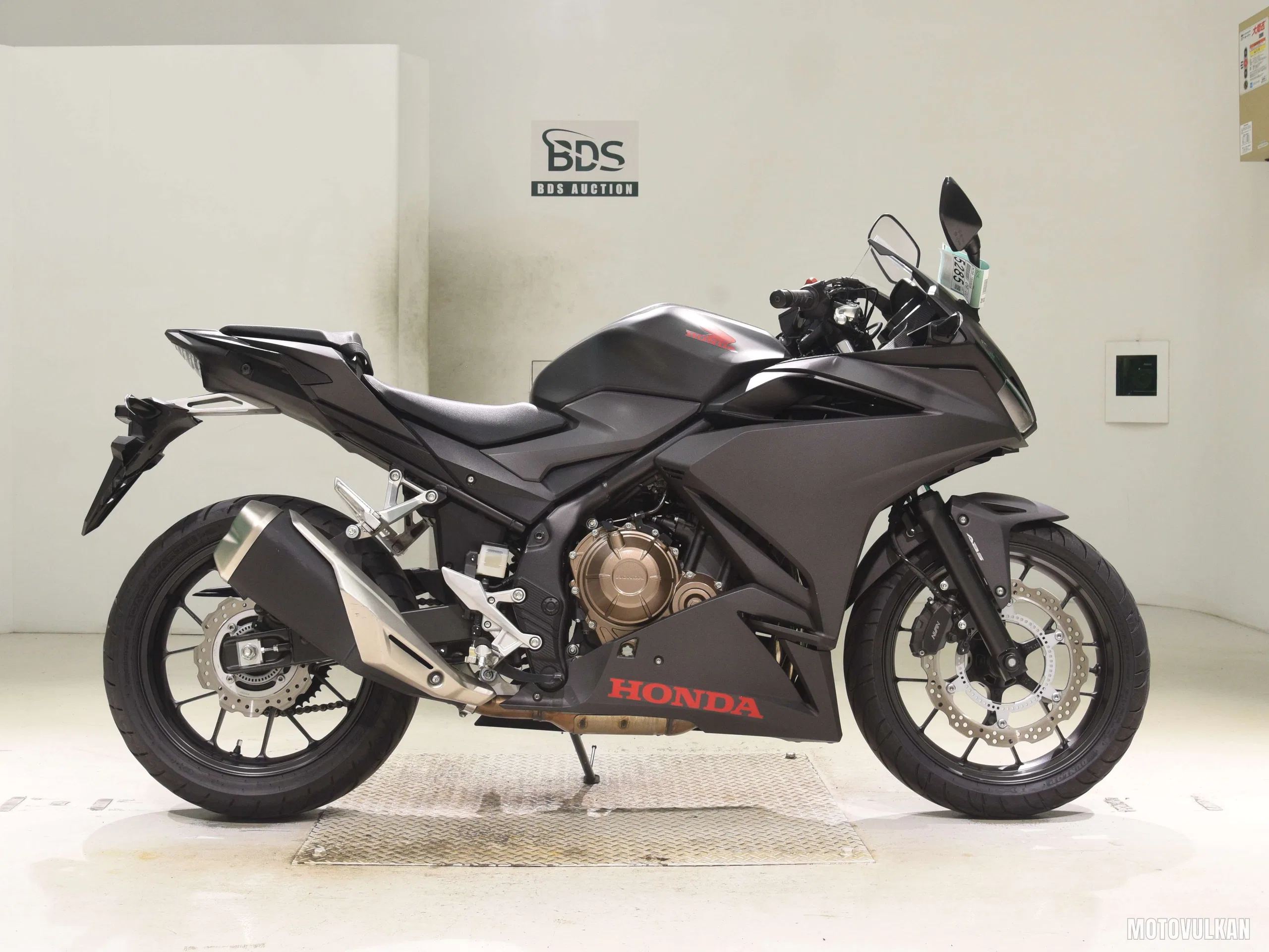 Honda CBR400RA