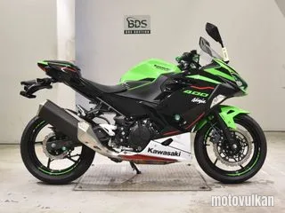 Kawasaki NINJA400-2
