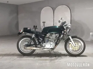Yamaha SR400