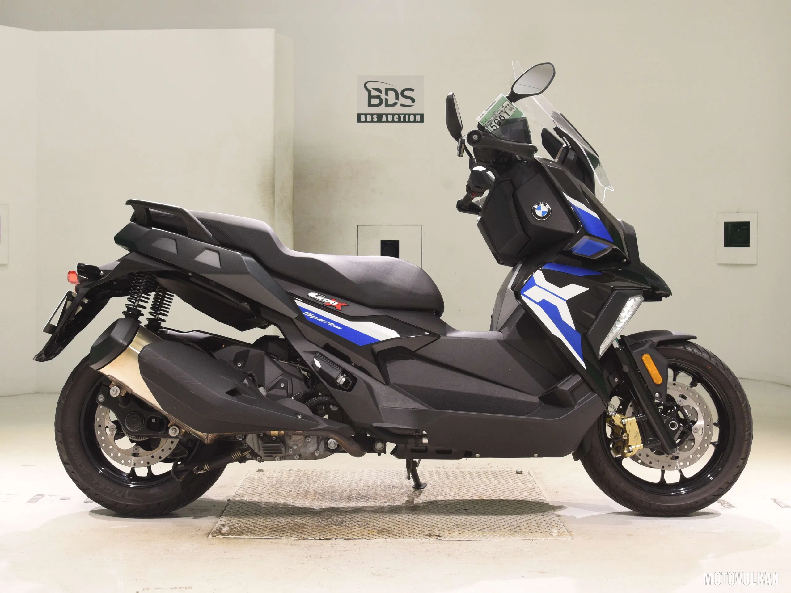  BMWC400X