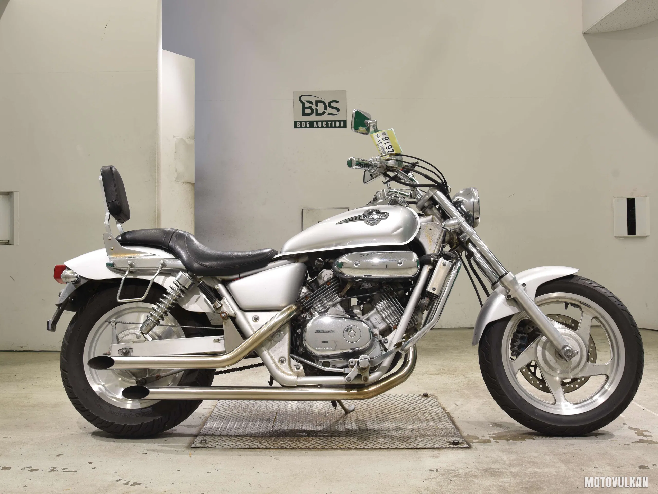 Honda MAGNA250
