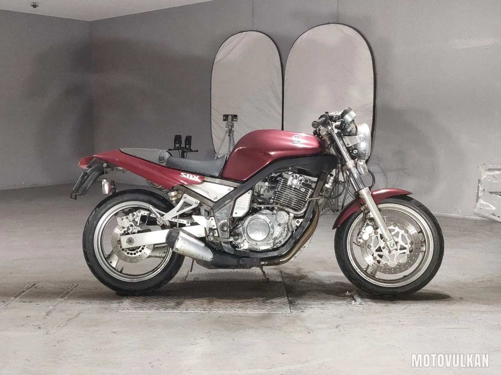 Yamaha SRX400