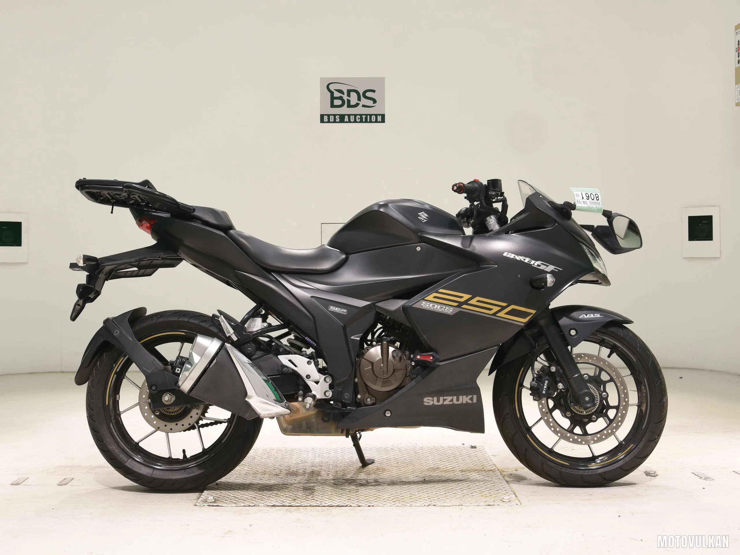 Suzuki Gixxer 250SF