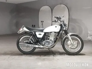 Yamaha SR400