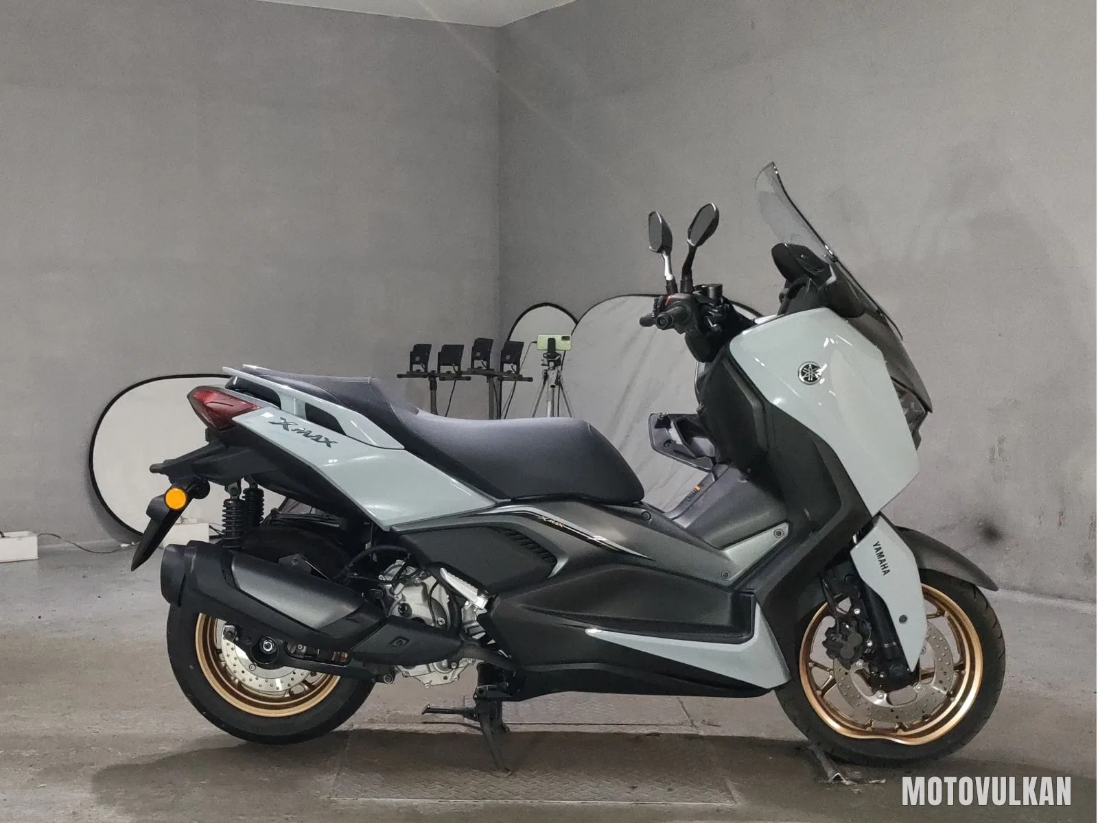 Yamaha X-MAX250
