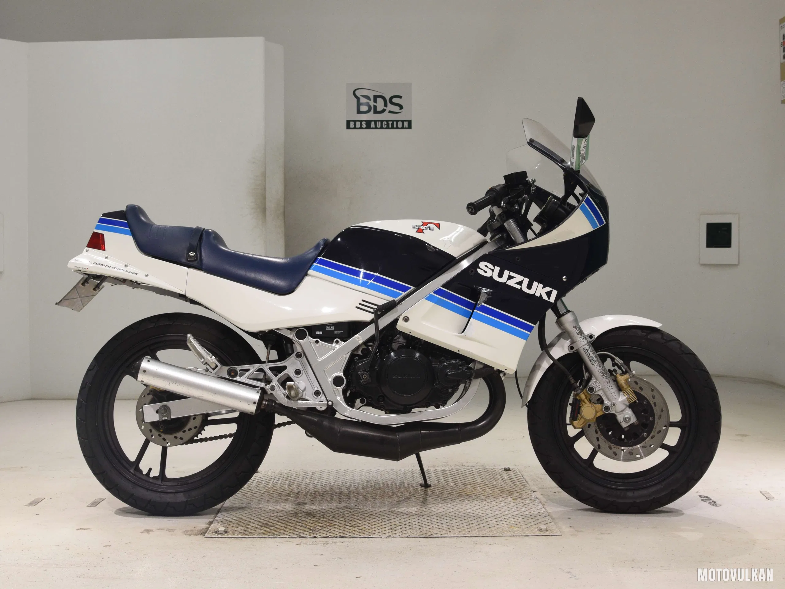 Suzuki RG250 GAMMA