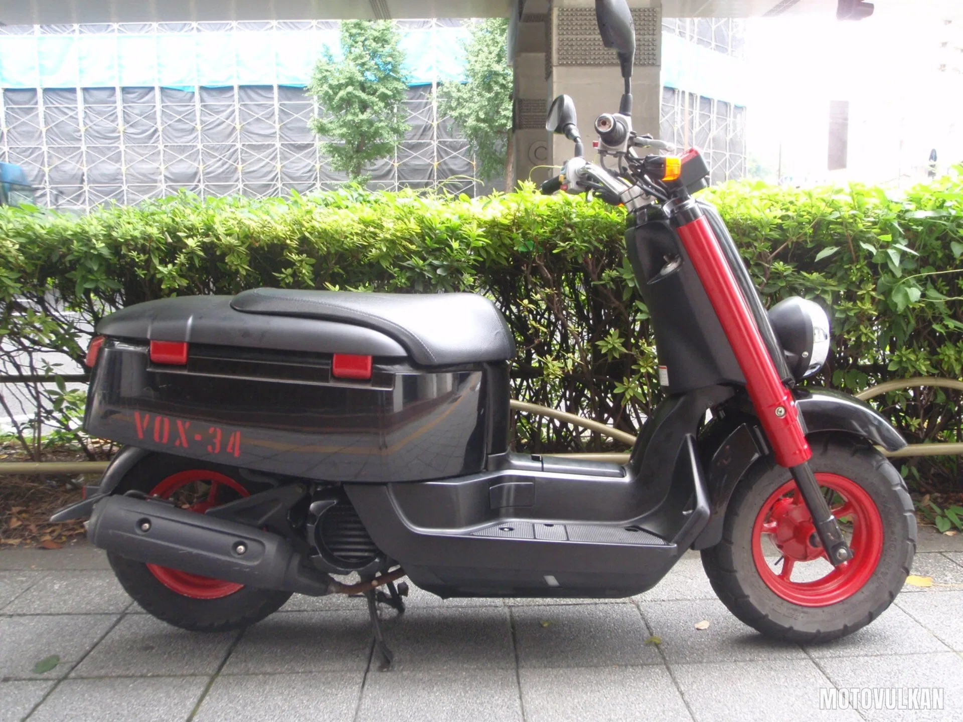 Yamaha Vox Deluxe