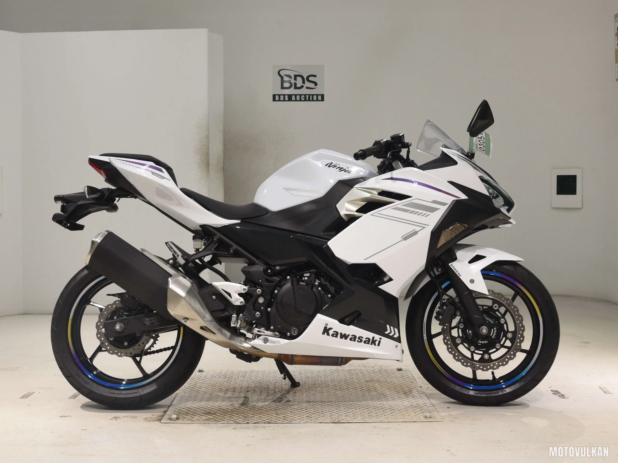 Kawasaki NINJA400-2
