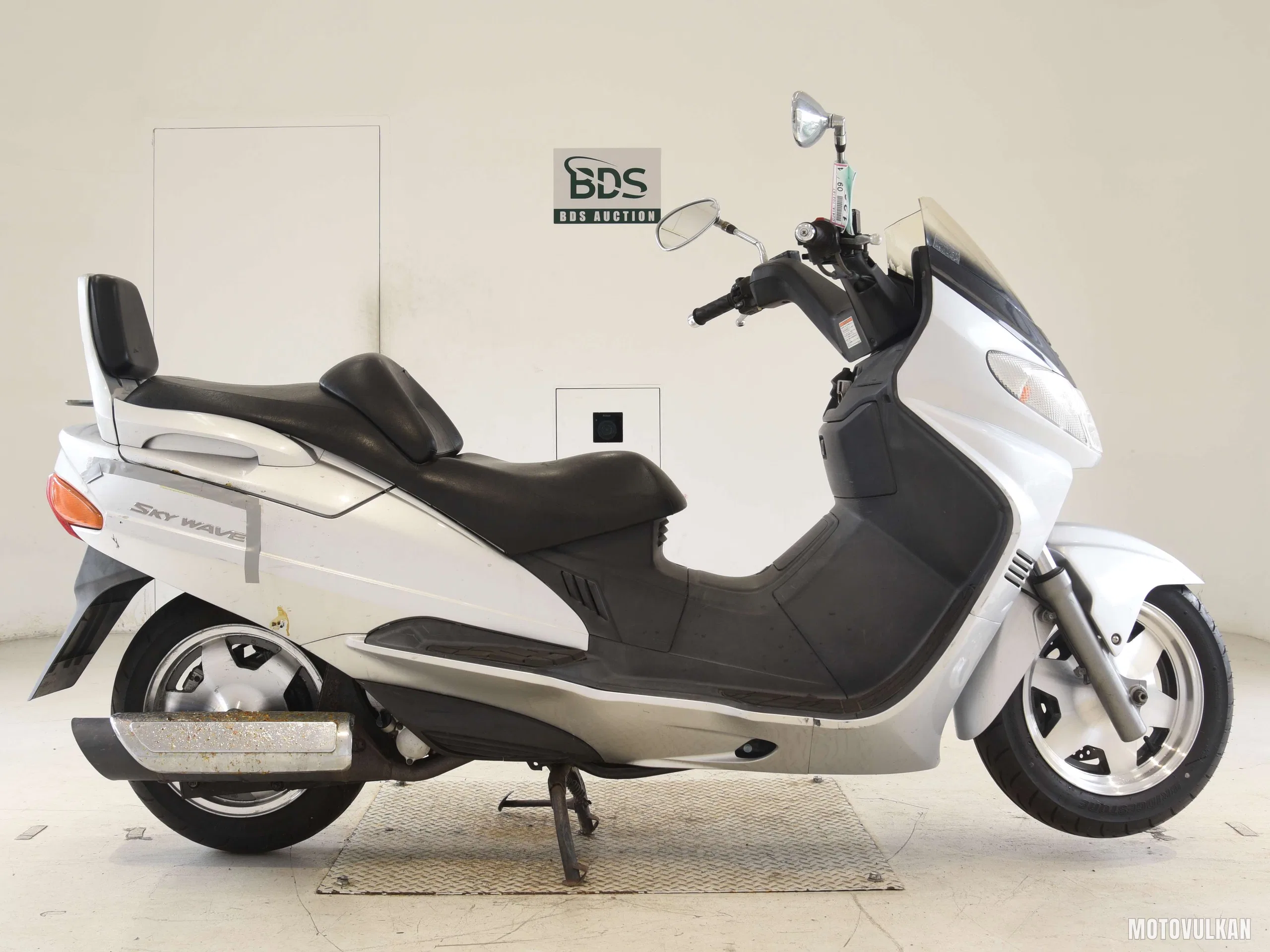 Suzuki SKYWAVE250