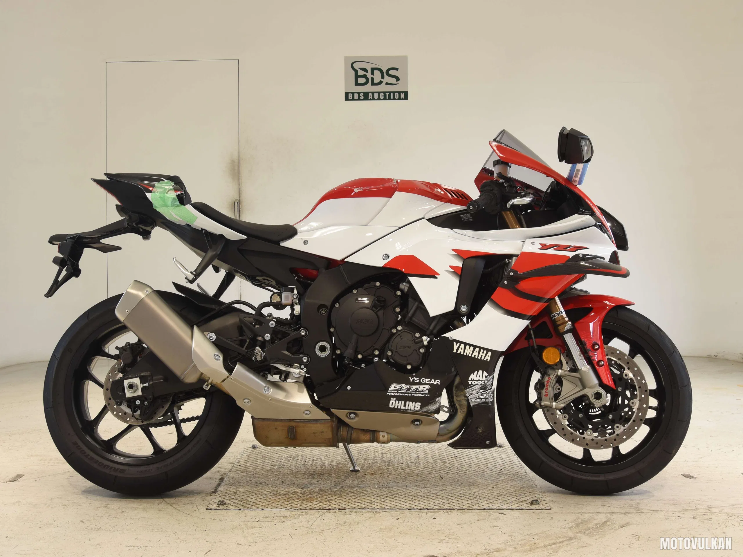 Yamaha YZF-R1