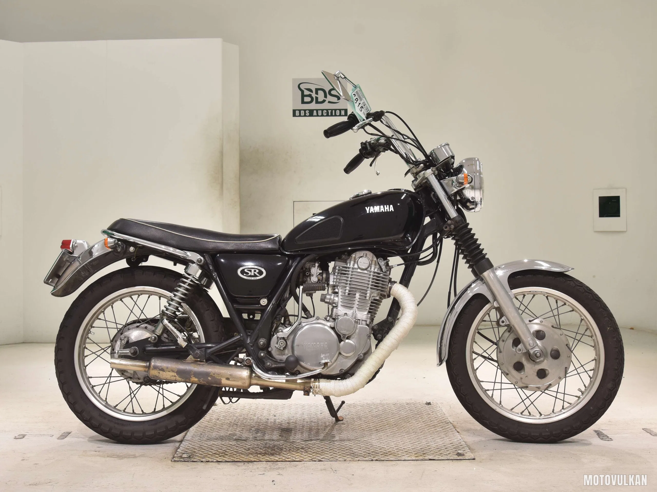 Yamaha SR400-2