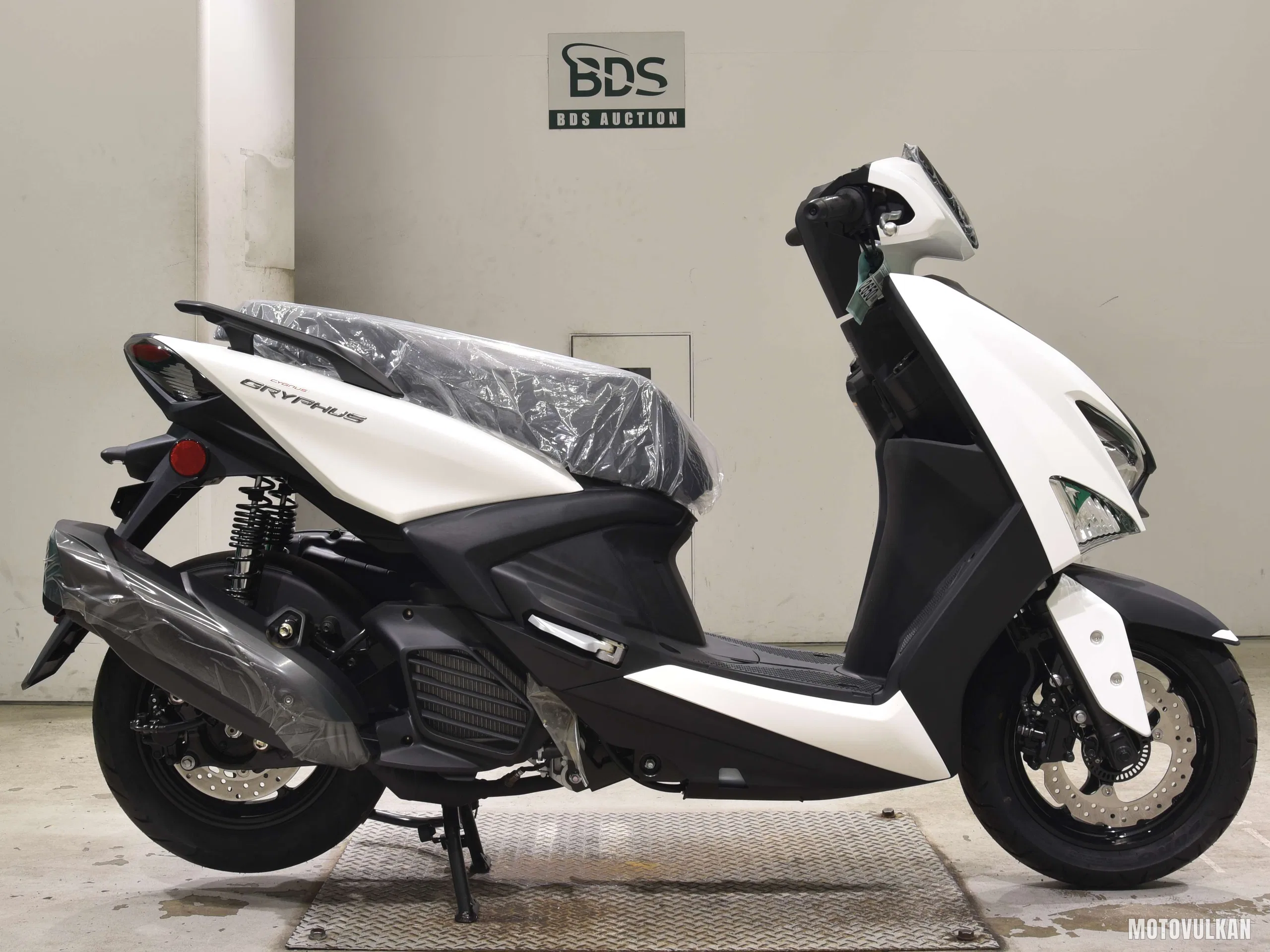 Yamaha CYGNUS Gryphus