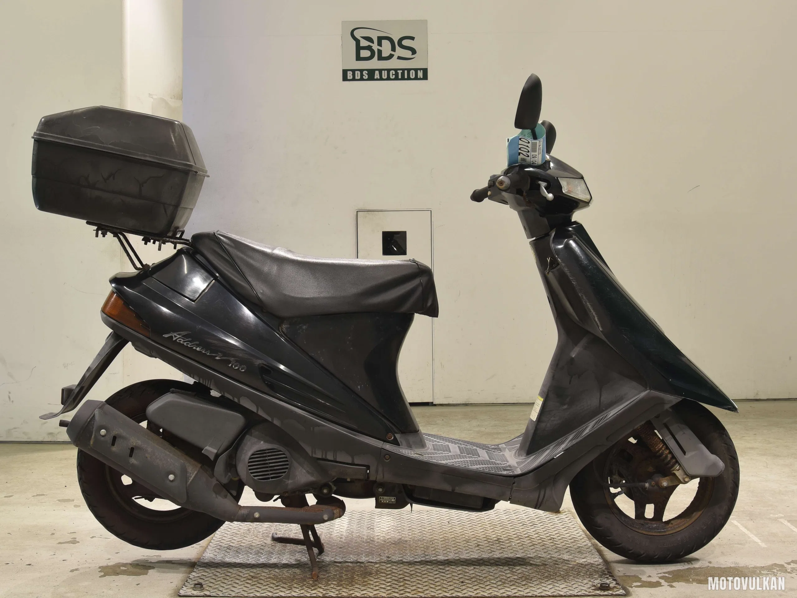 Suzuki ADDRESS V100