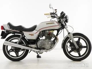 Honda Cb400N Hawk 3