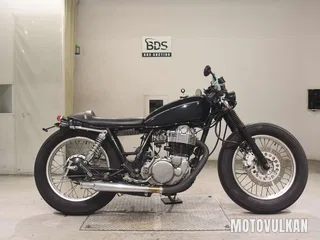 Yamaha SR400-3