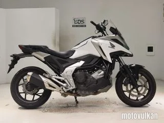 Honda NC750X-3