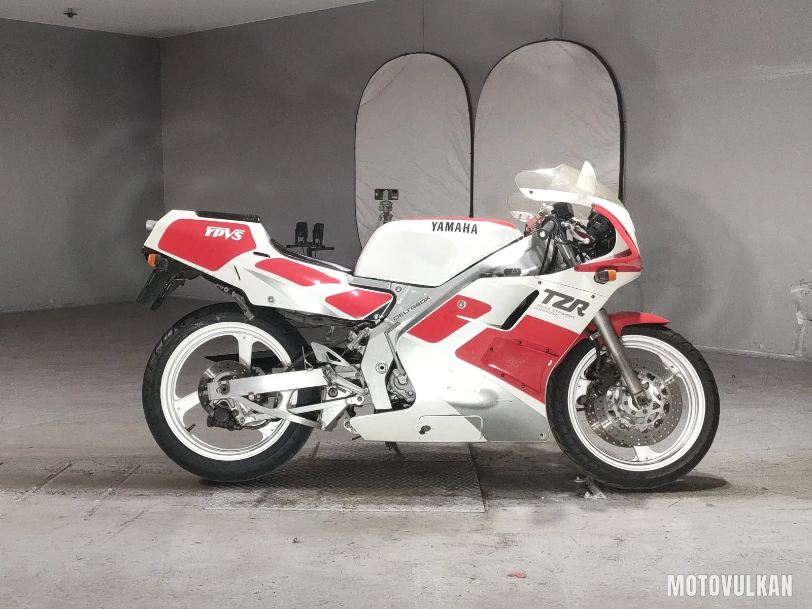 Yamaha TZR250