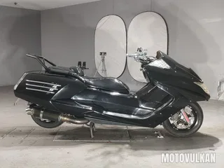 Yamaha Maxam