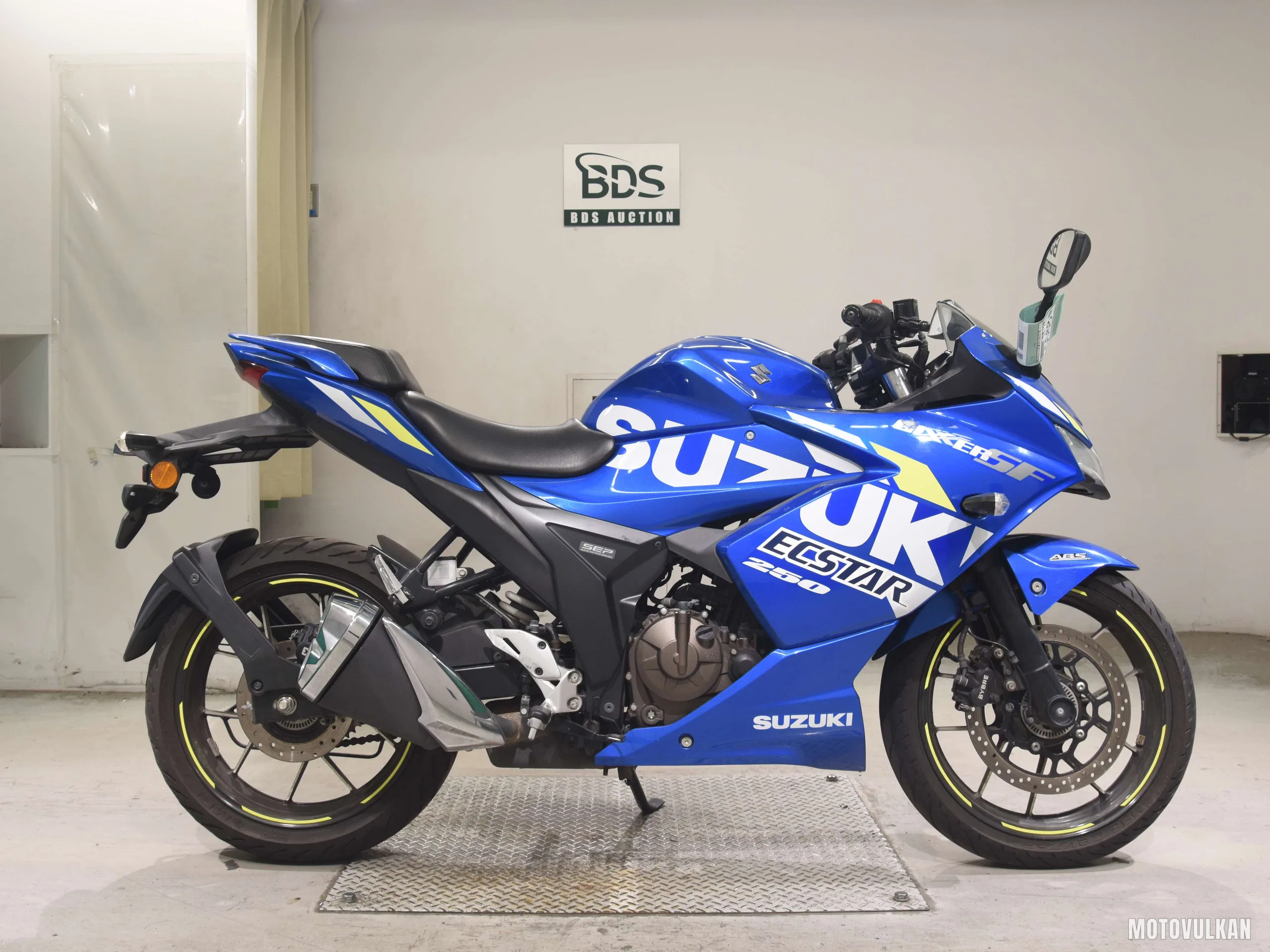 Suzuki Gixxer 250SF