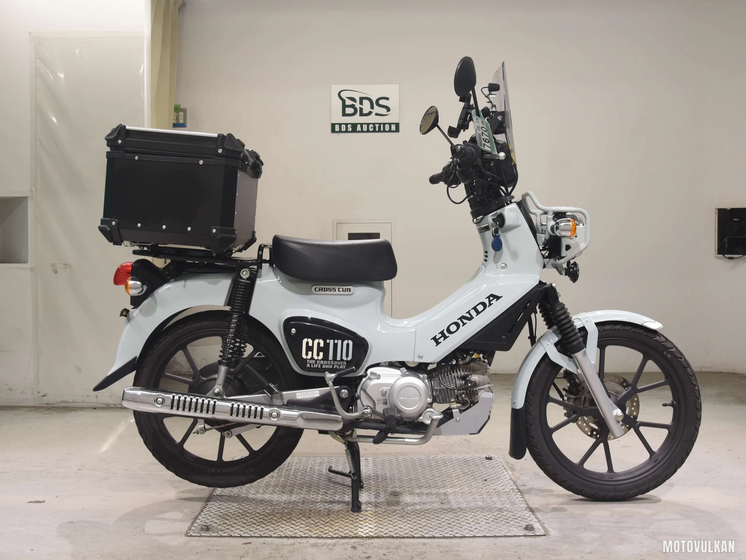 Honda Cross Cub 110-3