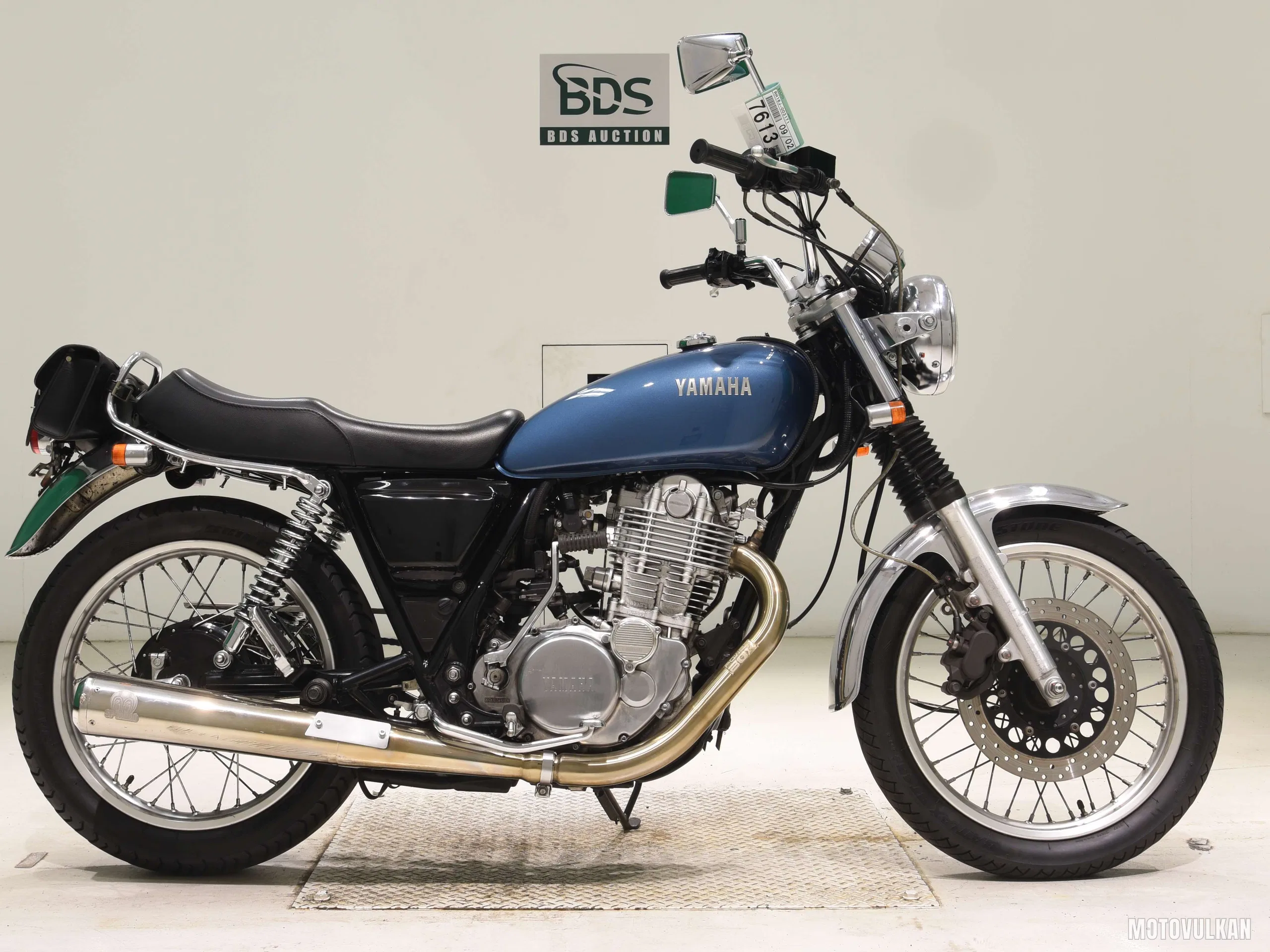 Yamaha SR400-5