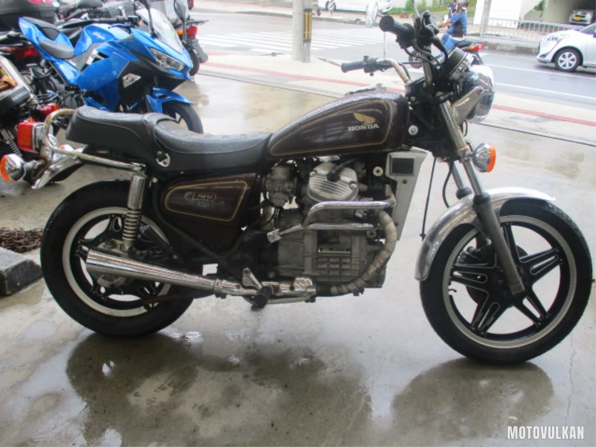 Honda Gl500 Custom