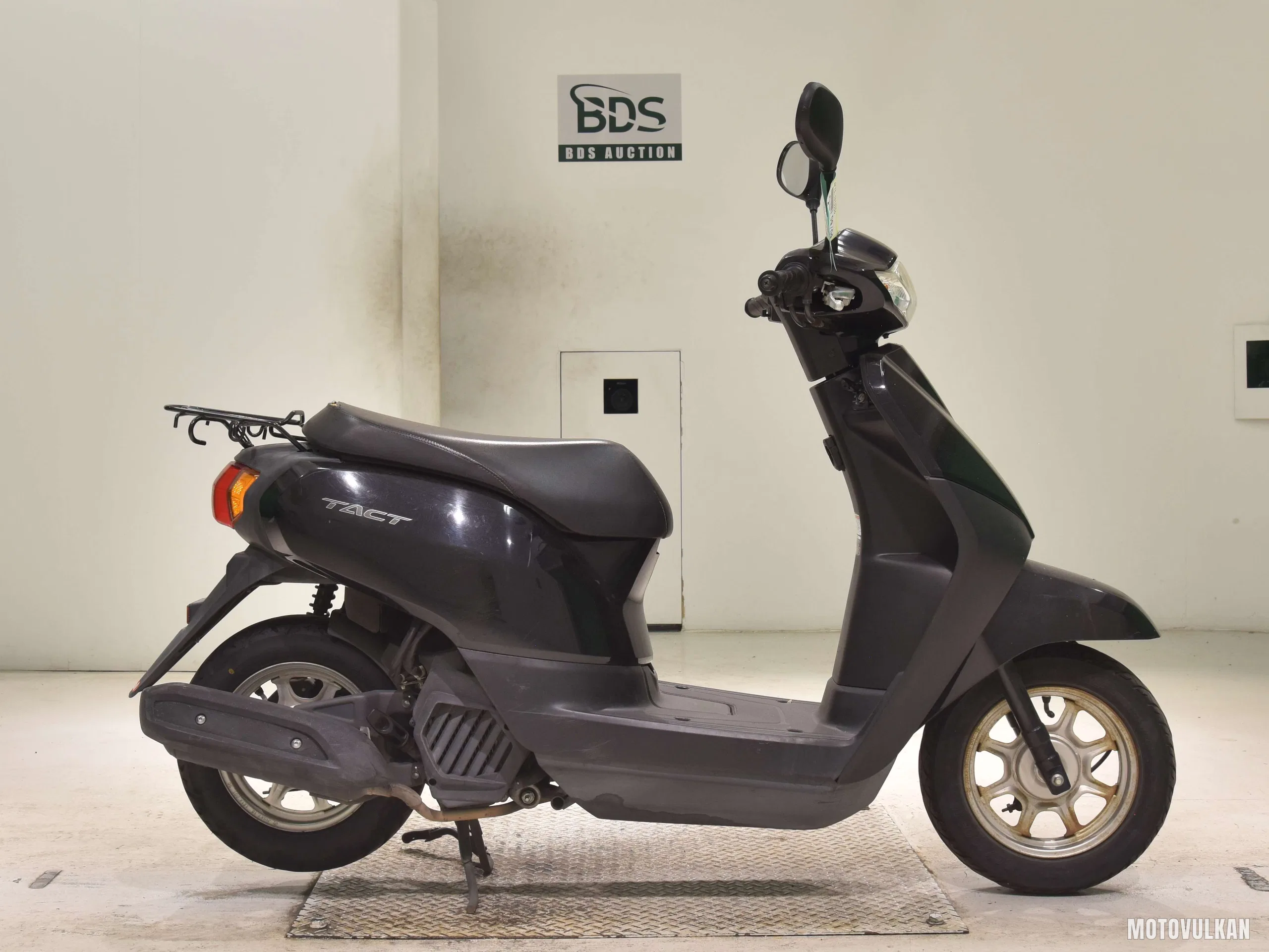 Honda TACT-4 Basic