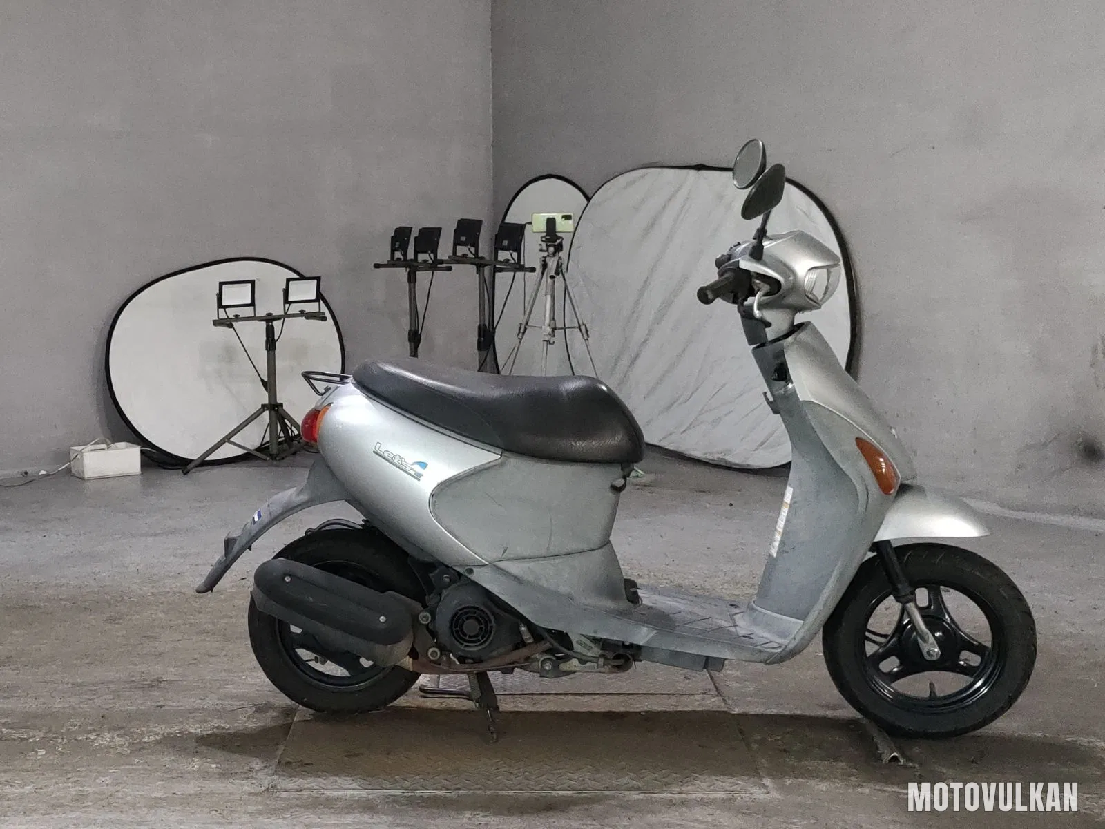 Suzuki Let's 4