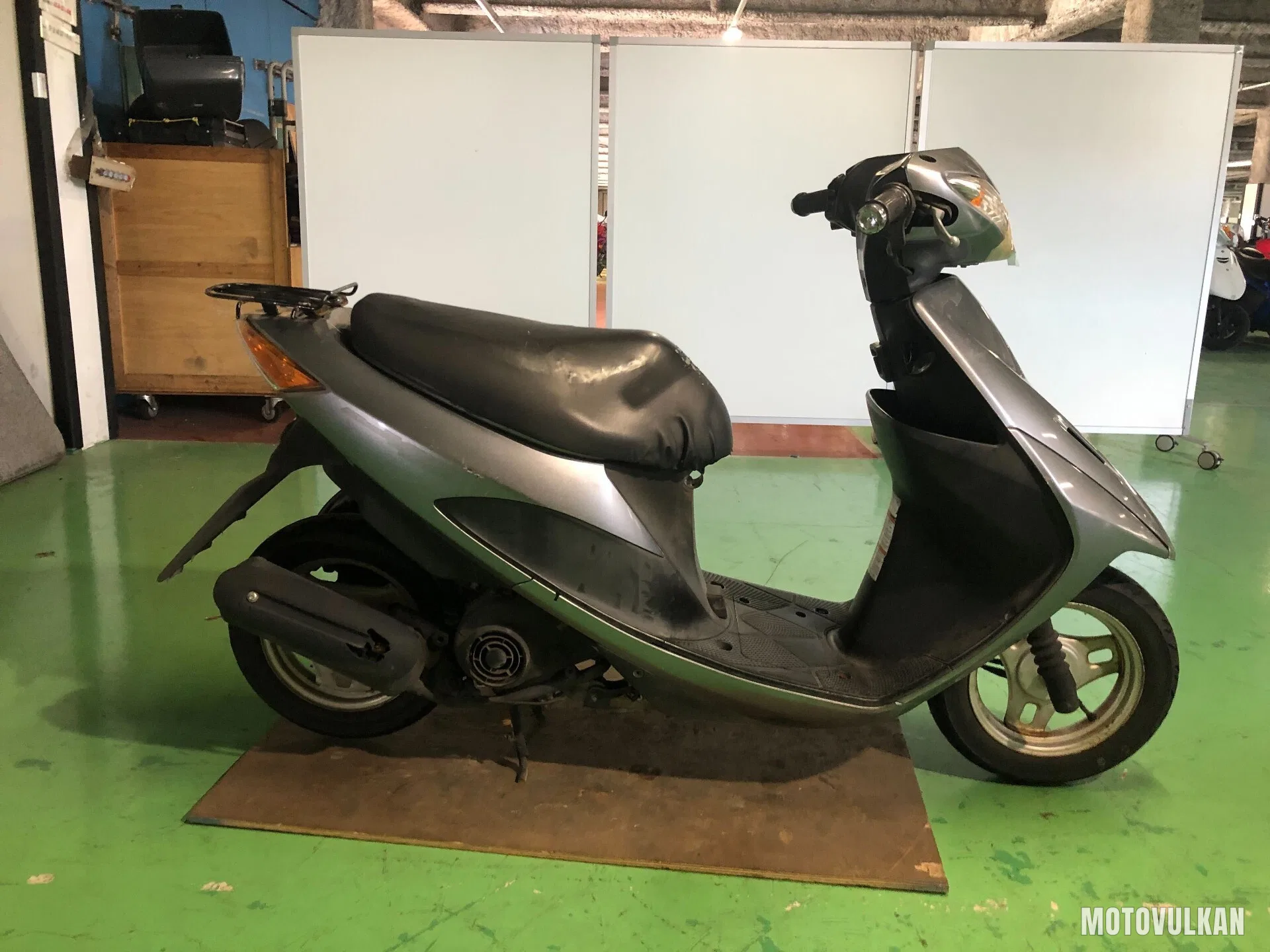 Suzuki Address V50