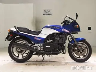 Kawasaki GPZ900R