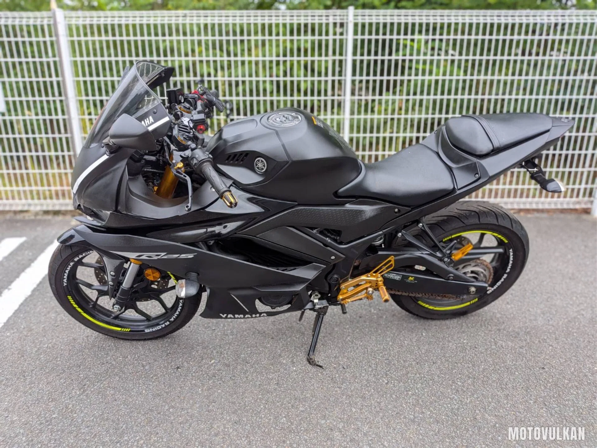 Yamaha Yzf-R25