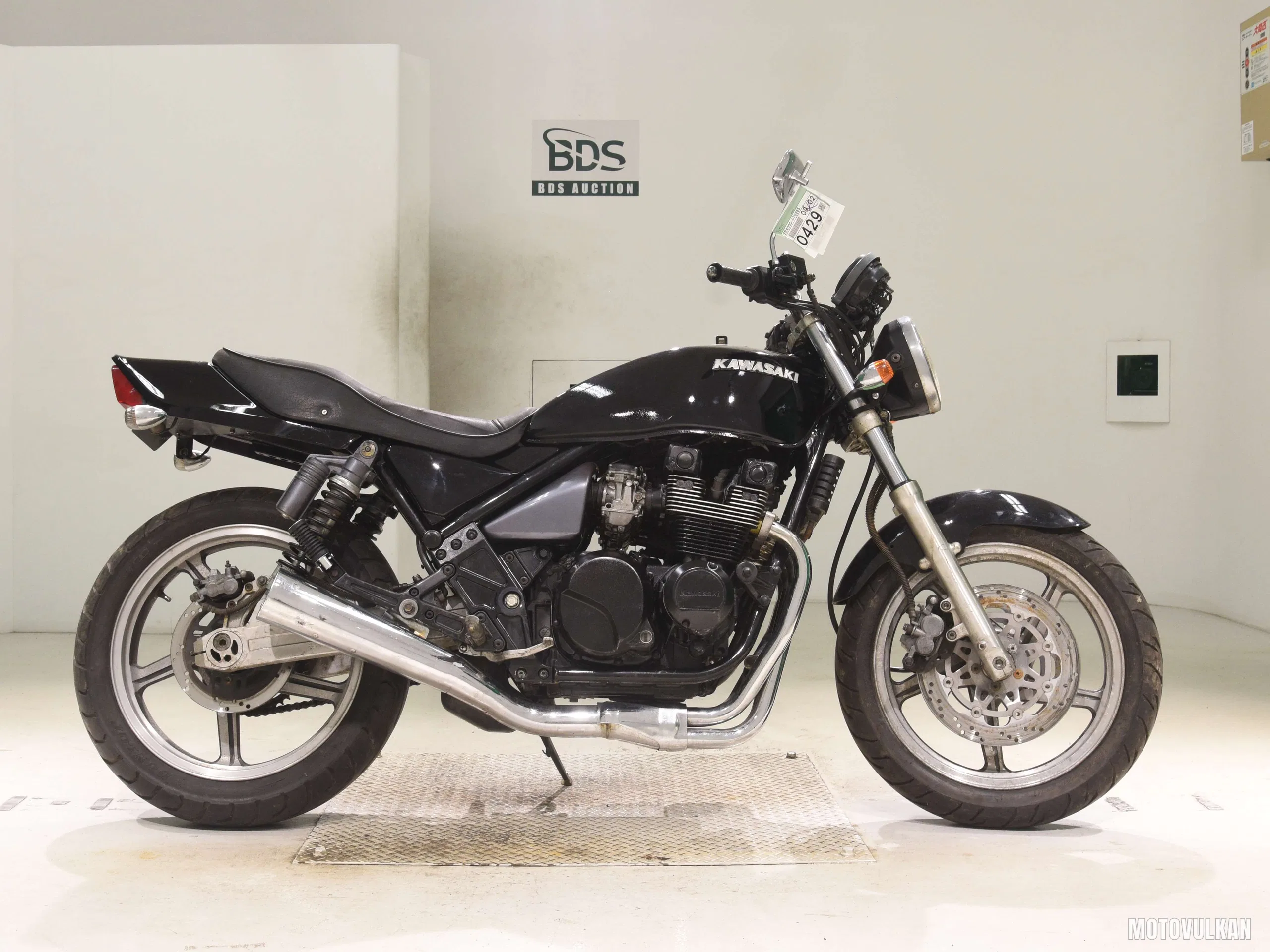 Kawasaki ZEPHYR400-1