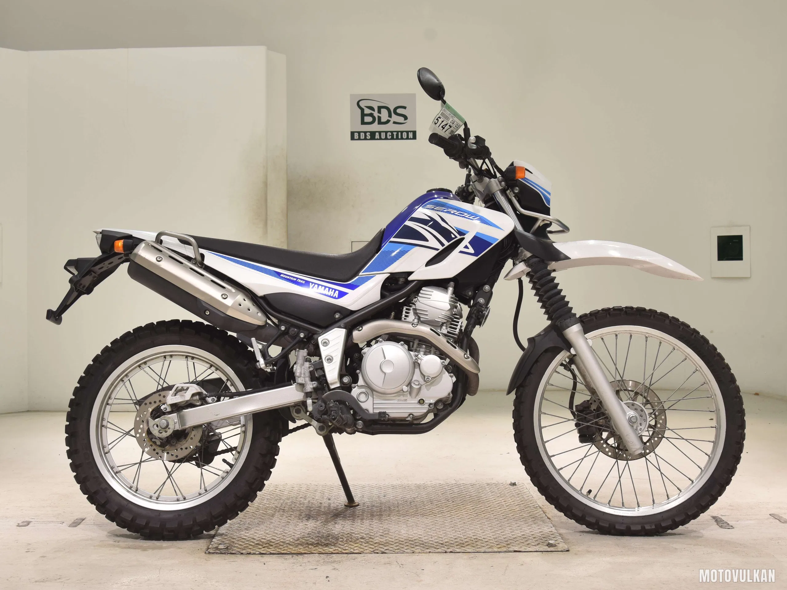 Yamaha SEROW250-3