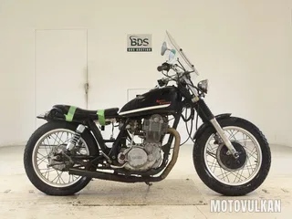 Yamaha SR400-2